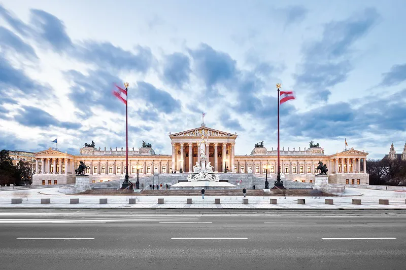 Parlament Außenansicht © Parlamentsdirektion Thomastopf Komp Parlament Österreich - Außenansicht