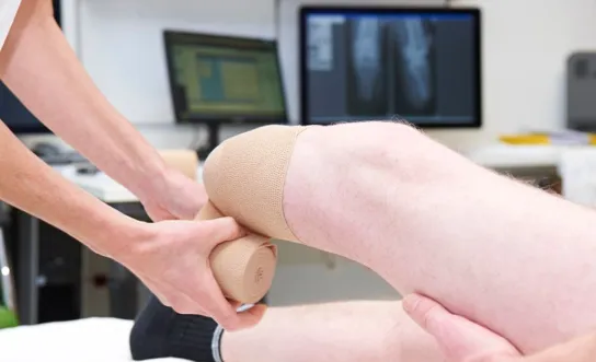 Bandagieren des Stumpfes Bandagieren des Stumpfes