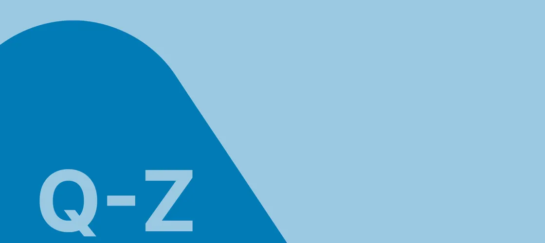Q Z Credit Lwptm Schriftzug Q bis Z auf blauem Hintergrund