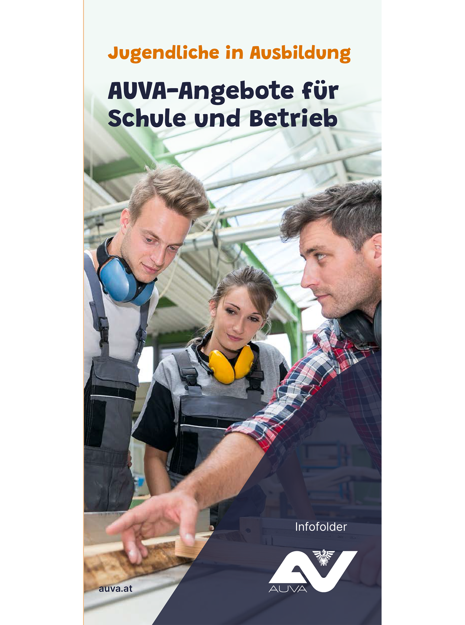 Titelbild Folder "AUVA-Angebote für Schule und Betriebe"