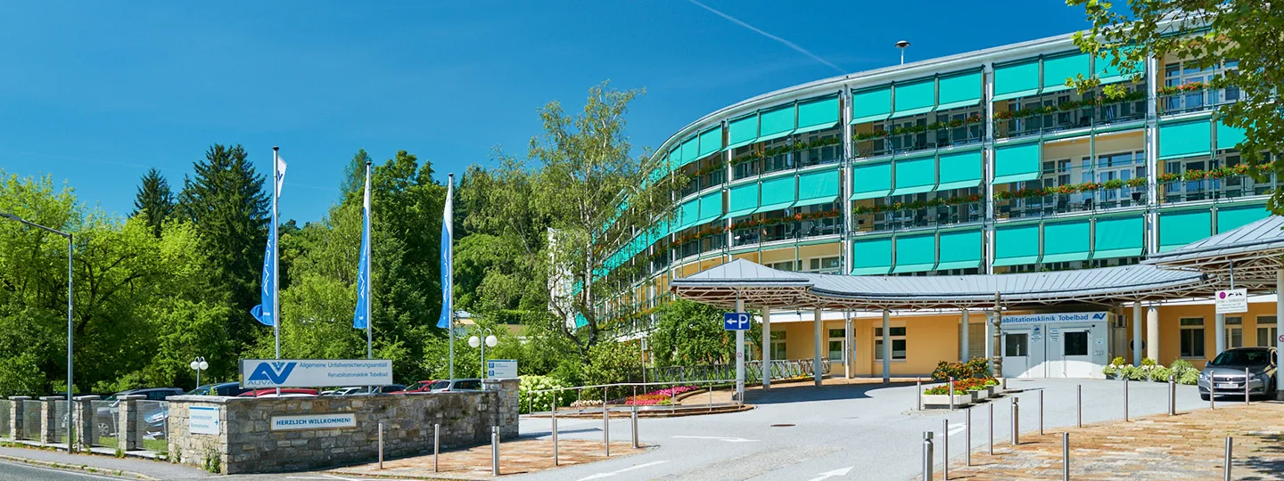 Außenaufnahme der AUVA-RK Tobelbad WEB 011 Außenaufnahme der AUVA-Rehabilitationsklinik Tobelbad