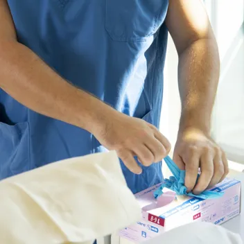 Hygiene - Verwendung von Einweghandschuhen (MSK 20210928 206) Hygiene - Verwendung von Einweghandschuhen