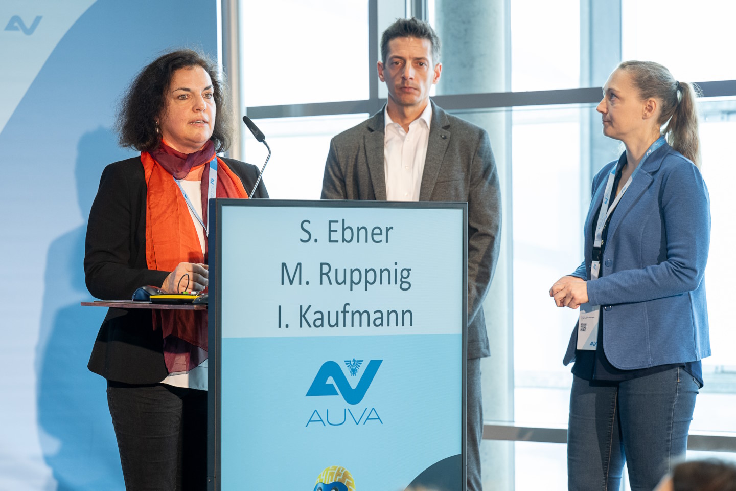 Vortragende der AUVA hinter dem Rednerpult