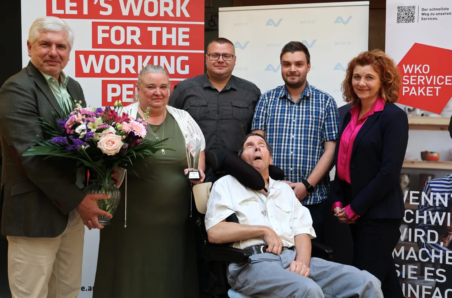 PA 2024-05-17 AUVA-Pflegepreis 2024 Wilbirg Prohaska erhält AUVA-Pflegepreis 2024 (Gruppenbild)